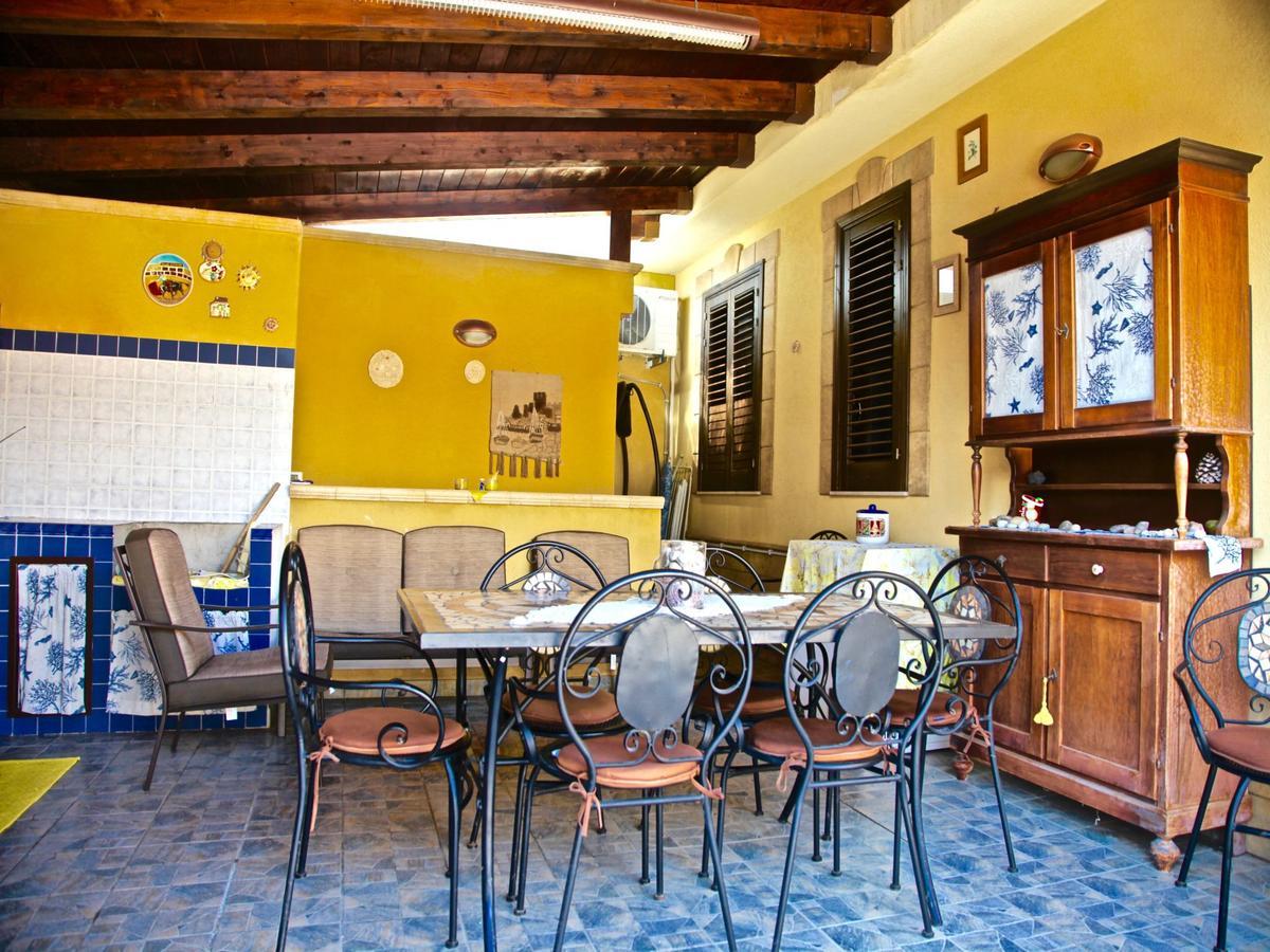 Apartamento Acasaammari Campofelice Di Roccella Exterior foto